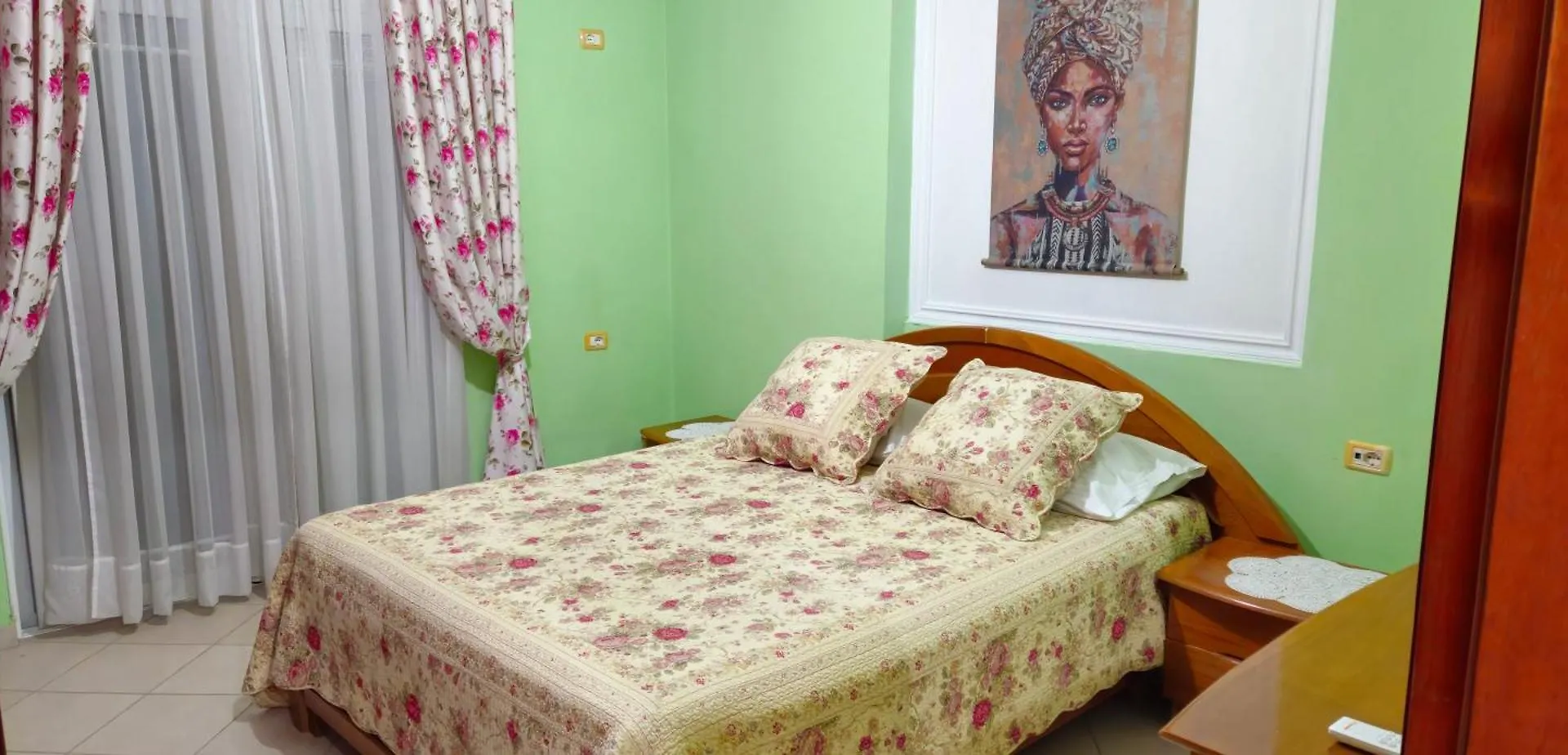Apartment 7 Sarande 0*,  Albania